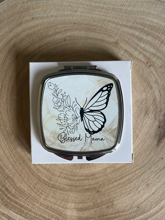 Compact Mirror With a Box